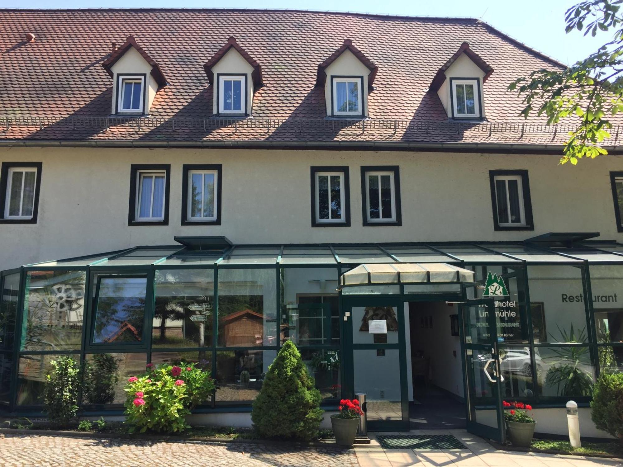 Waldhotel Linzmuehle Kahla  Exteriér fotografie